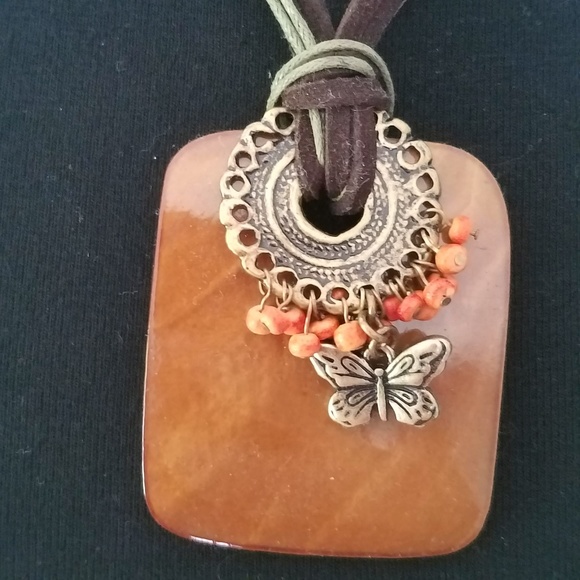 Coldwater Creek Jewelry - COLDWATER CREEK CARAMEL CERAMIC NECKLACE